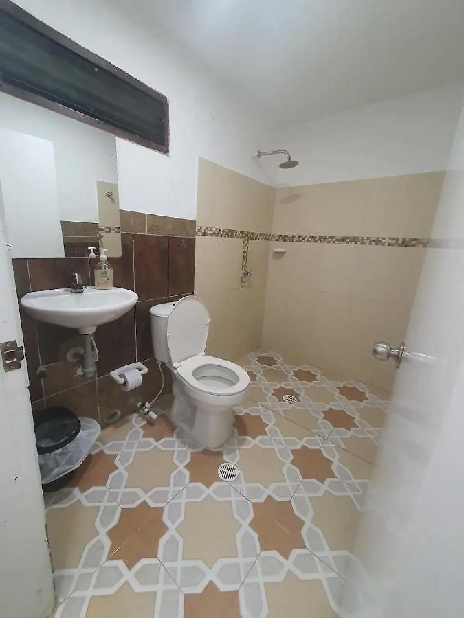 Pensión Room In Guest Room - Cm-5 Room In Cartagena *
