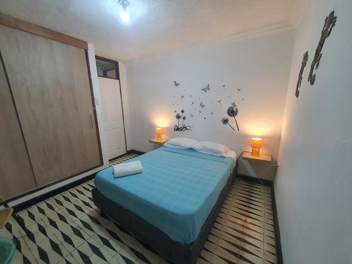Room In Guest Room - Cm-5 Room In Cartagena Pensión