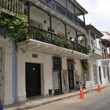 Room In Guest Room - Cm-5 Room In Cartagena Cartagena